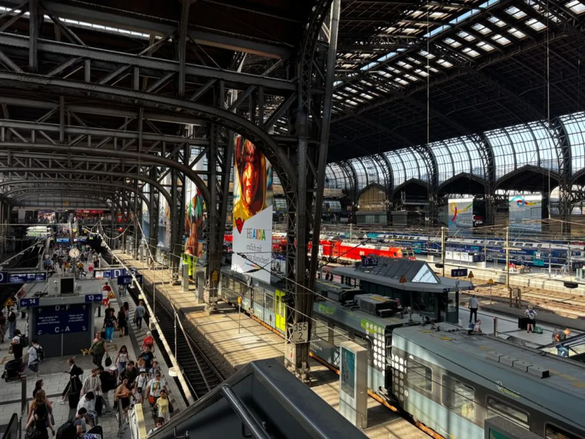 train platform