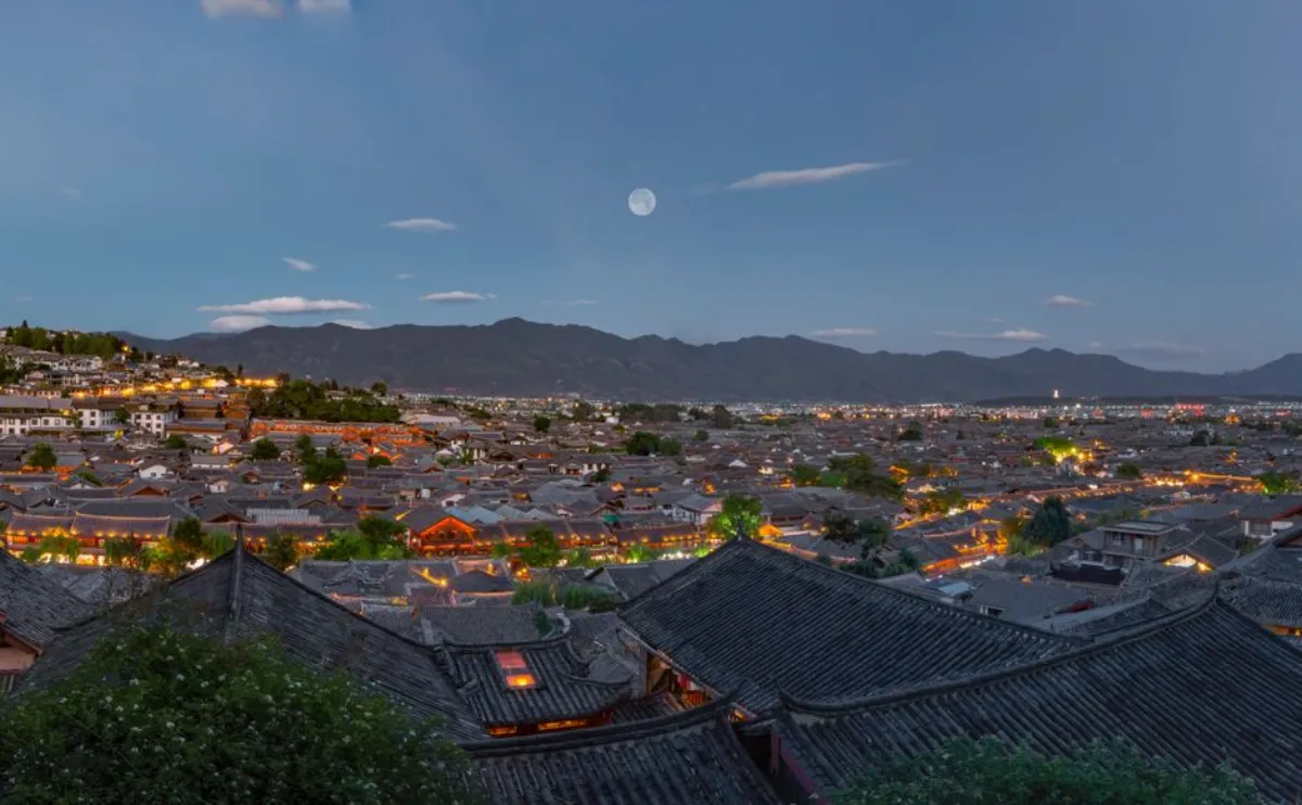 丽江旅游省钱攻略：少换酒店更省