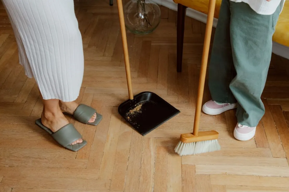 home cleaning tools