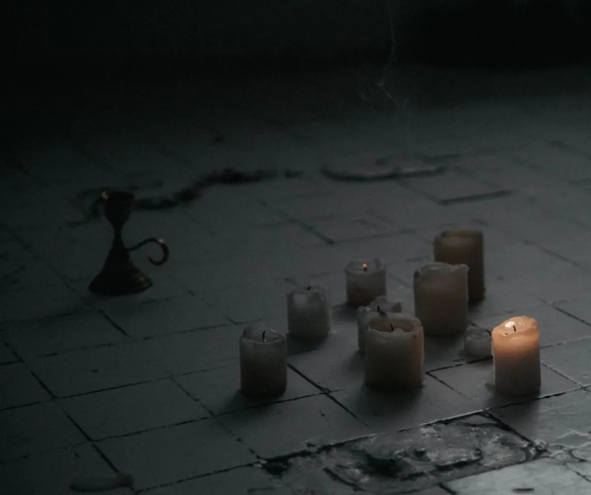 candle stain