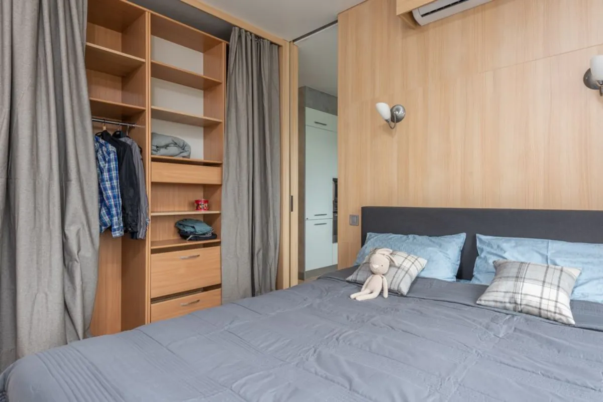 bedroom storage