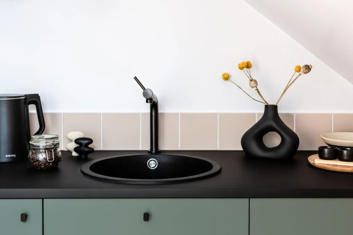 kitchen sink